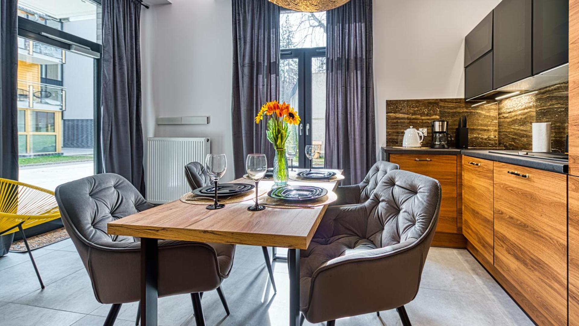 Apartamenty Kilinskiego 17 - Centrum, Przy Wyciagu, Blisko Szlakow ชกลาร์สกา ปอเรมบา ภายนอก รูปภาพ